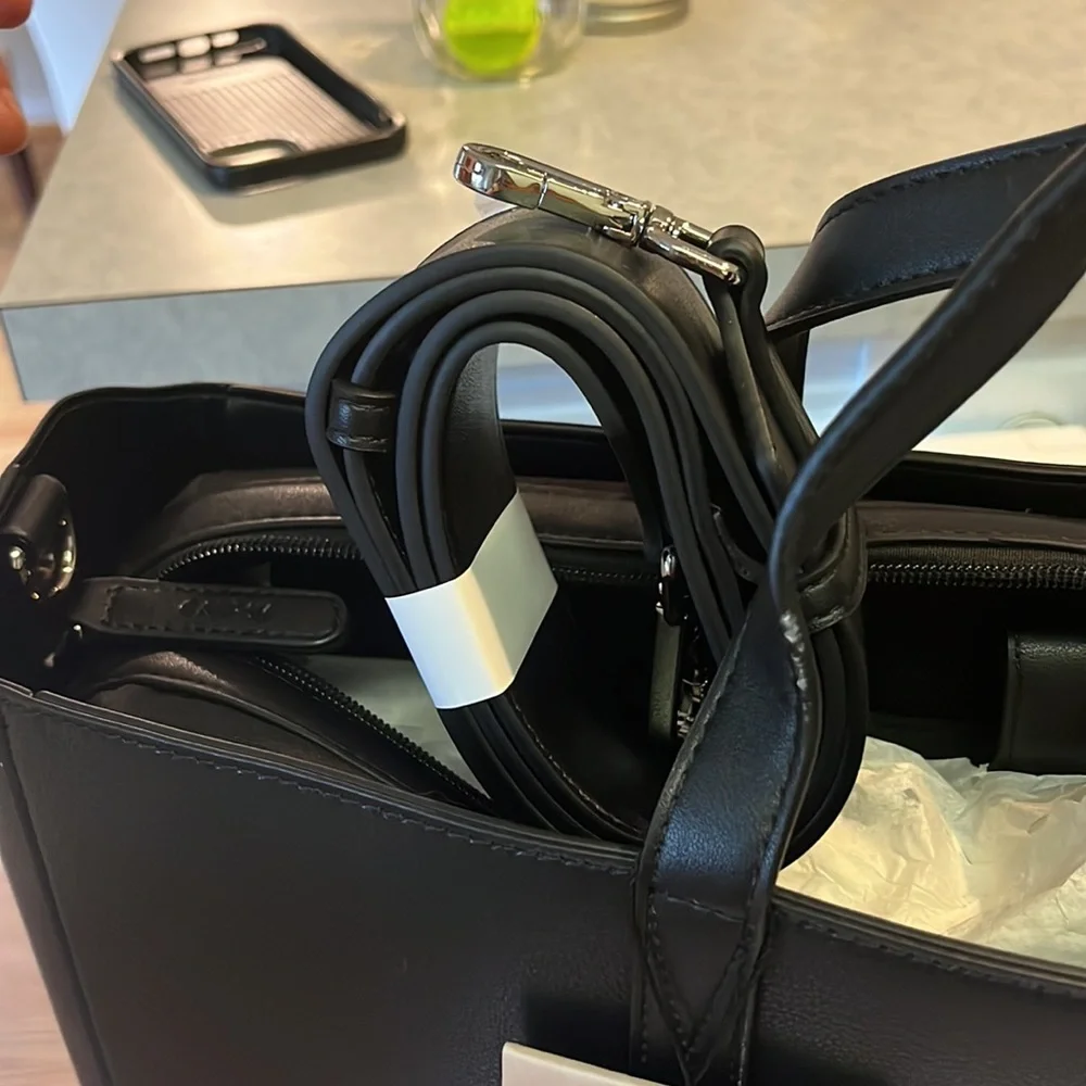 Used a handful of times calpak bag in great condition